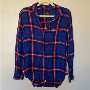 AEO Blue red flannel BOYFRIEND fit